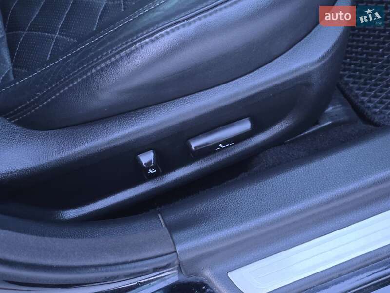 Седан Kia Optima 2014 в Тернополі