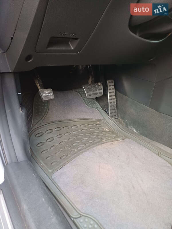 Седан Kia Optima 2012 в Киеве