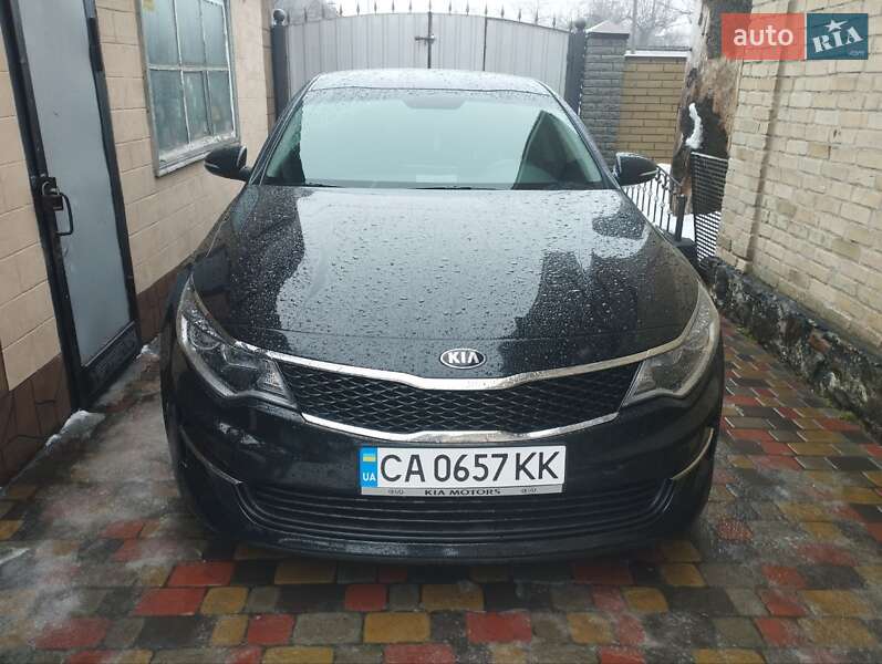 Седан Kia Optima 2016 в Черкассах