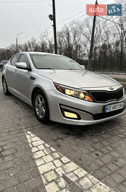 Седан Kia Optima 2013 в Днепре
