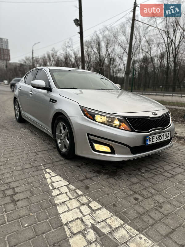Седан Kia Optima 2013 в Днепре
