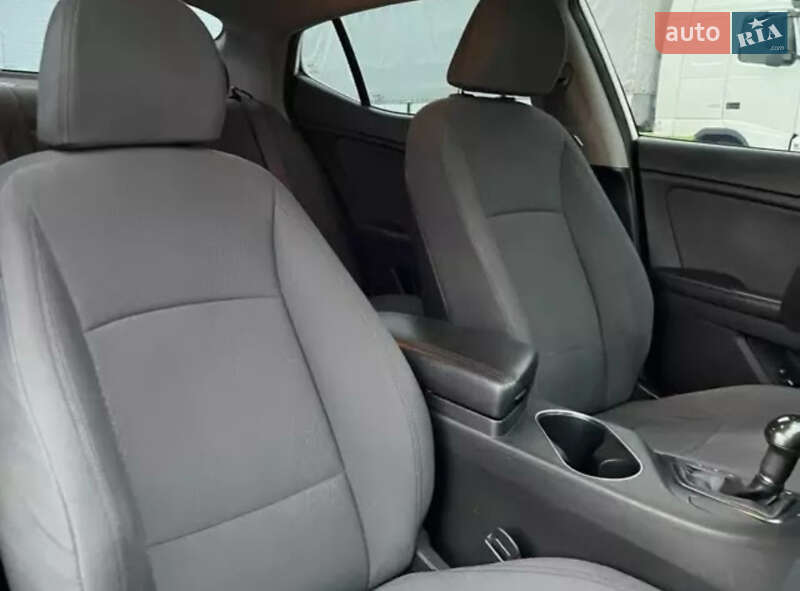 Седан Kia Optima 2014 в Золочеве фото 3 Седан Kia Optima 2014 в Золочеве