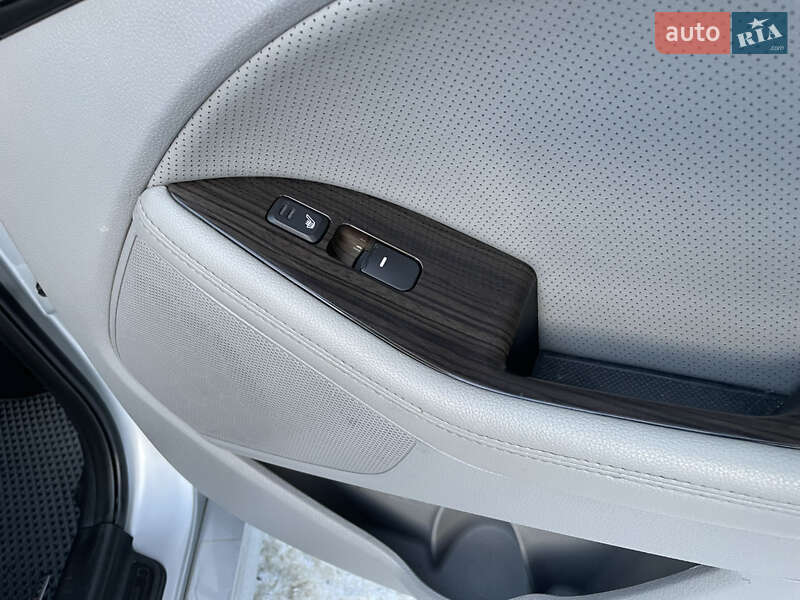 Седан Kia Optima 2013 в Белой Церкви