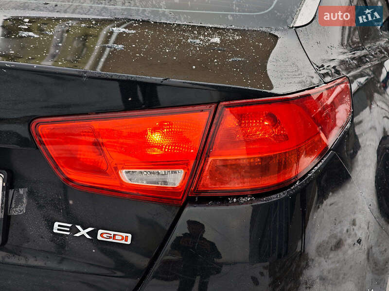 Седан Kia Optima 2015 в Харькове