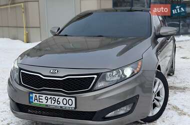 Седан Kia Optima 2013 в Днепре