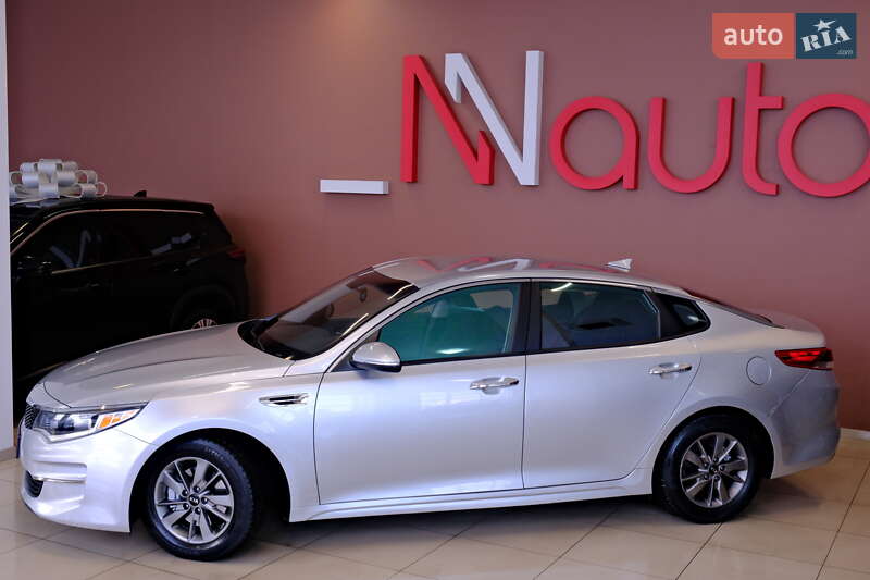Седан Kia Optima 2016 в Одессе