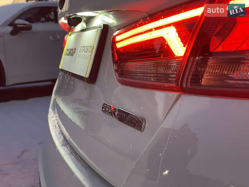 Седан Kia Optima 2019 в Одессе