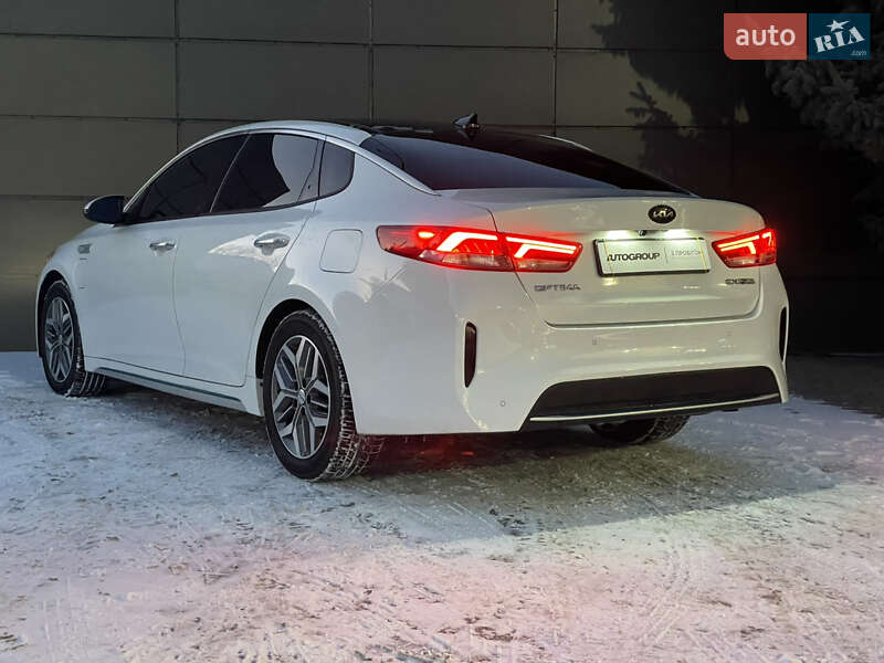 Седан Kia Optima 2019 в Одессе