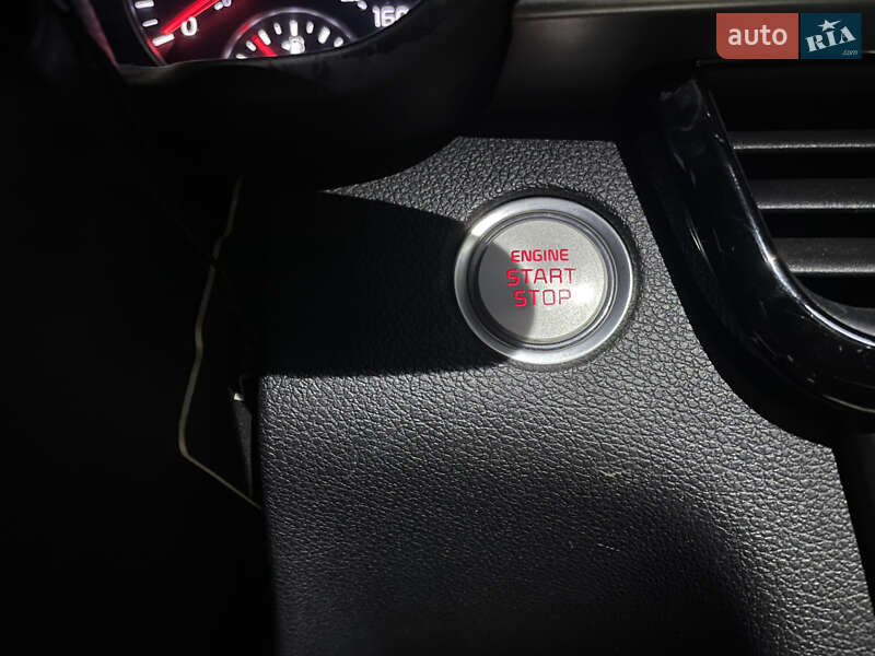 Седан Kia Optima 2019 в Одессе