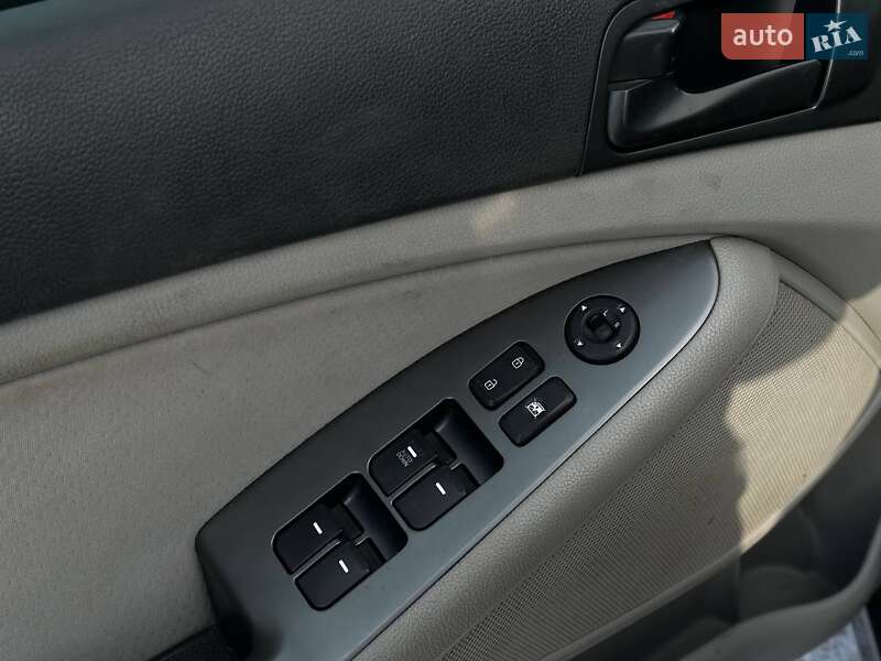 Седан Kia Optima 2014 в Одессе