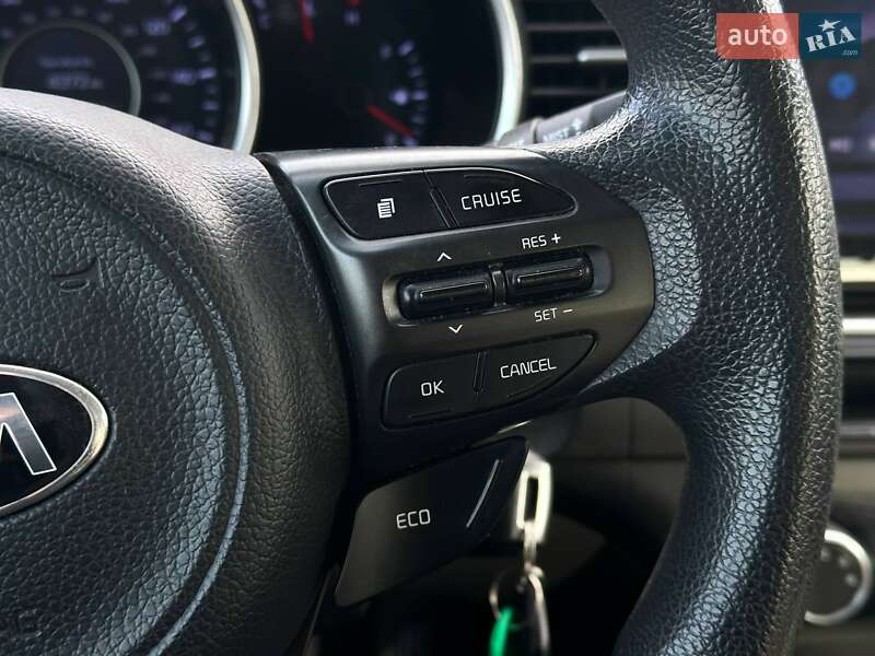 Седан Kia Optima 2014 в Одессе