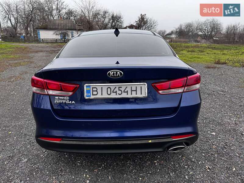 Седан Kia Optima 2016 в Козельщині