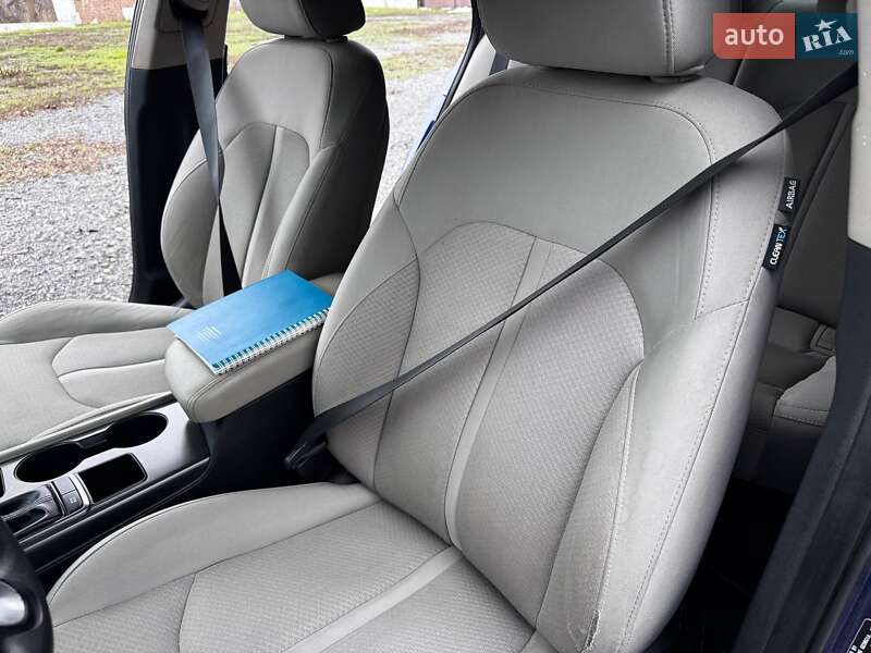 Седан Kia Optima 2016 в Козельщині