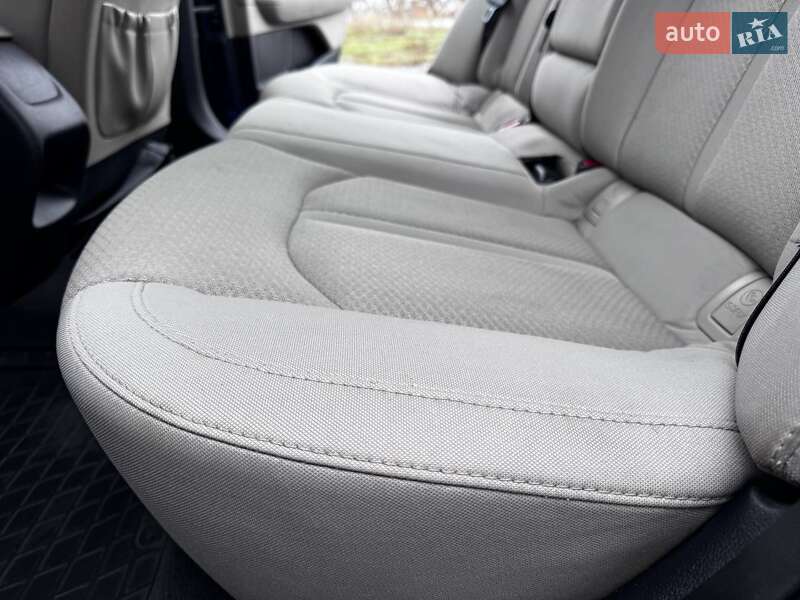 Седан Kia Optima 2016 в Козельщині