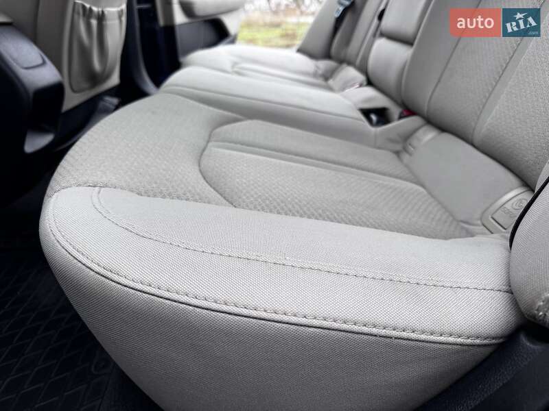 Седан Kia Optima 2016 в Козельщині