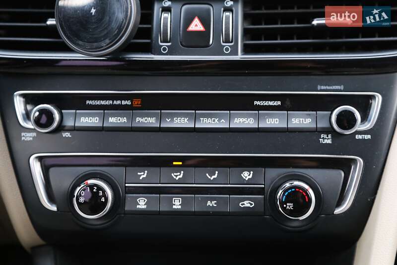 Седан Kia Optima 2018 в Киеве