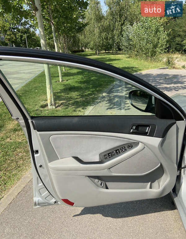 Седан Kia Optima 2013 в Киеве фото 8 Седан Kia Optima 2013 в Киеве
