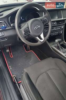 Седан Kia Optima 2018 в Житомире