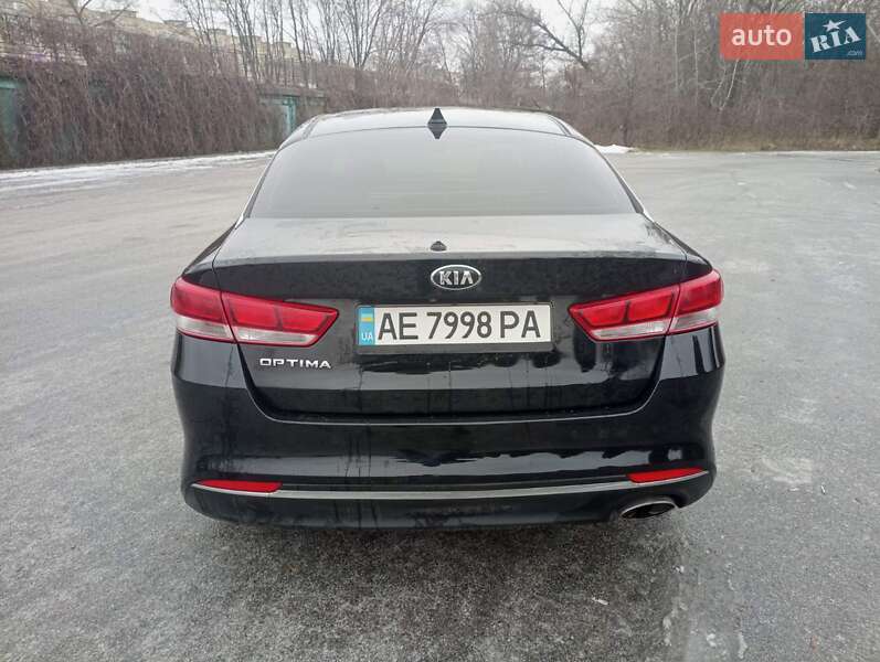 Седан Kia Optima 2018 в Дніпрі