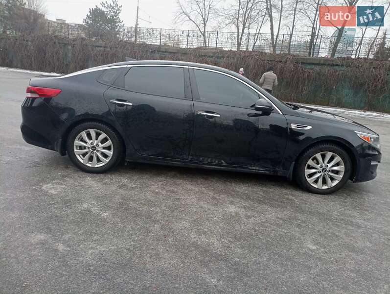 Седан Kia Optima 2018 в Дніпрі