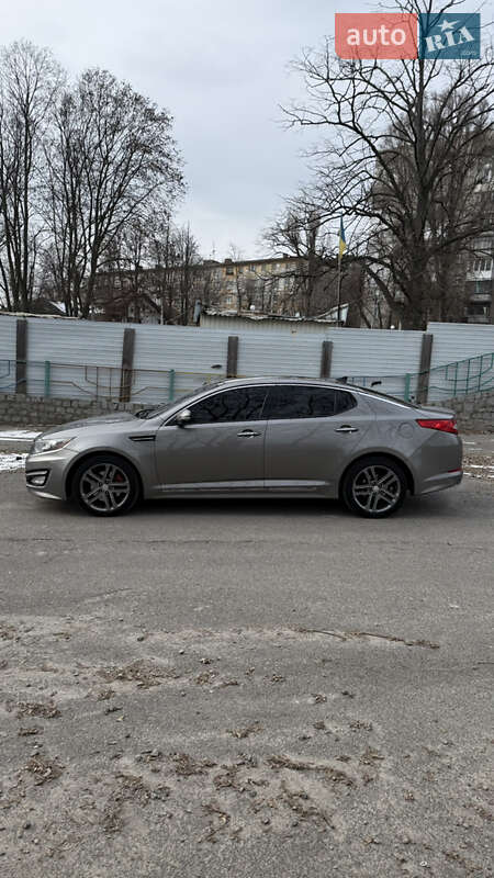 Седан Kia Optima 2013 в Дніпрі