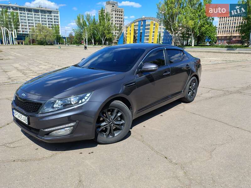 Седан Kia Optima 2012 в Запоріжжі