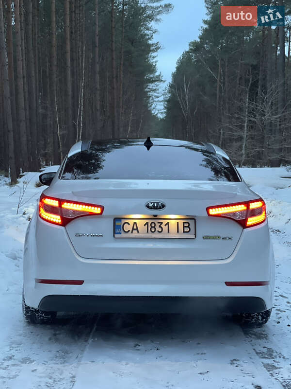 Седан Kia Optima 2013 в Черкасах