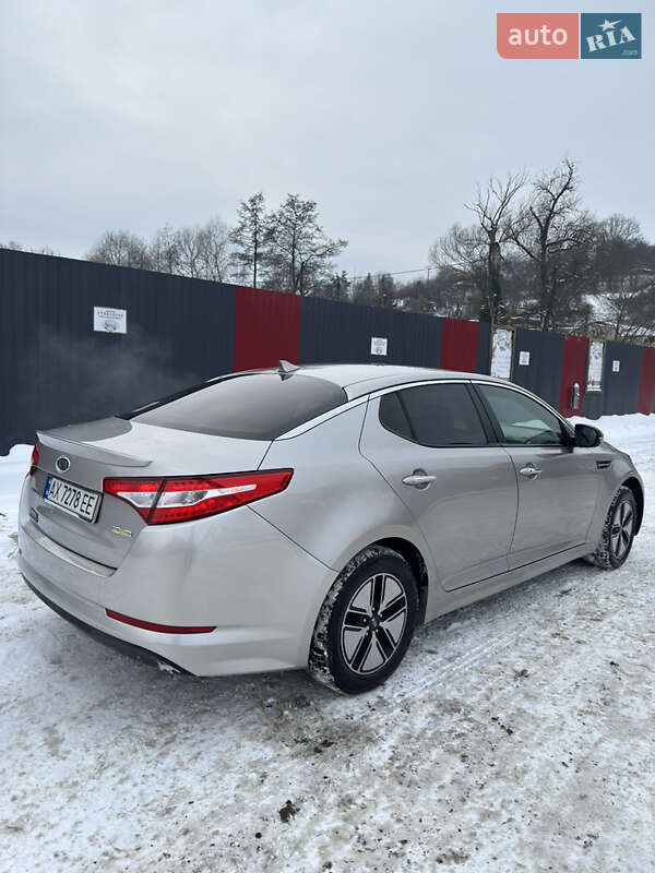 Седан Kia Optima 2011 в Харькове