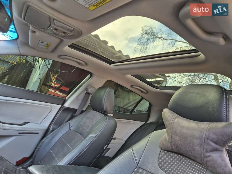 Седан Kia Optima 2014 в Харкові