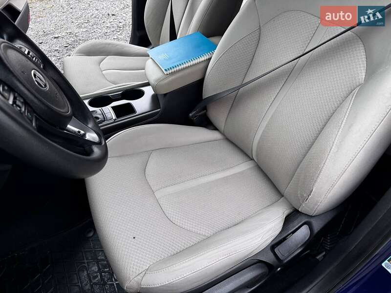 Седан Kia Optima 2016 в Кременчуці