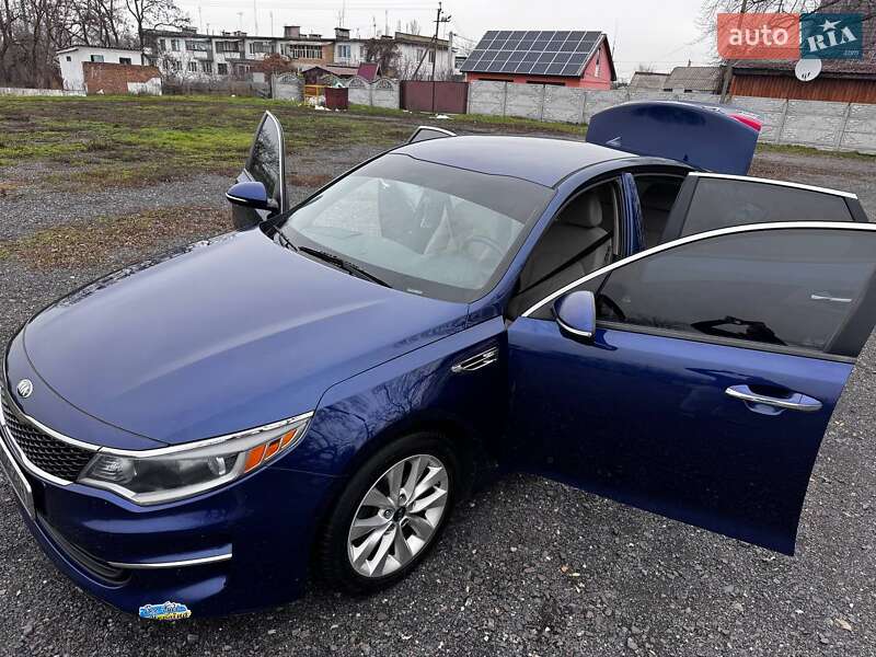 Седан Kia Optima 2016 в Кременчуці