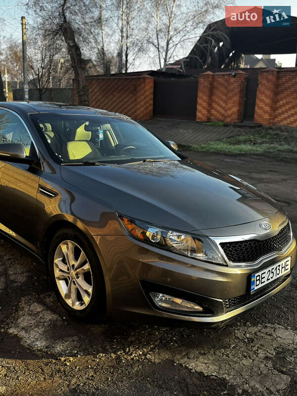 Седан Kia Optima 2012 в Кривом Роге фото 5 Седан Kia Optima 2012 в Кривом Роге
