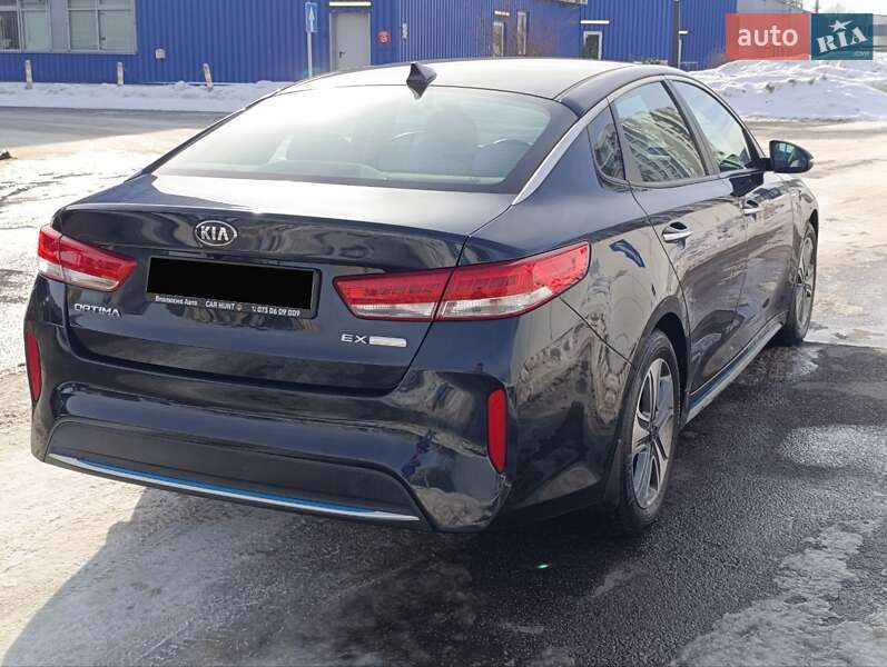 Седан Kia Optima 2017 в Львове
