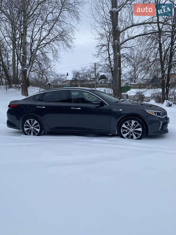Седан Kia Optima 2017 в Києві