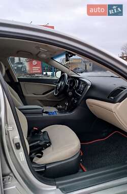 Седан Kia Optima 2014 в Харькове