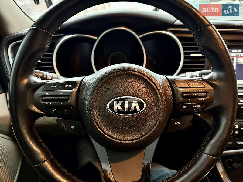 Седан Kia Optima 2014 в Києві