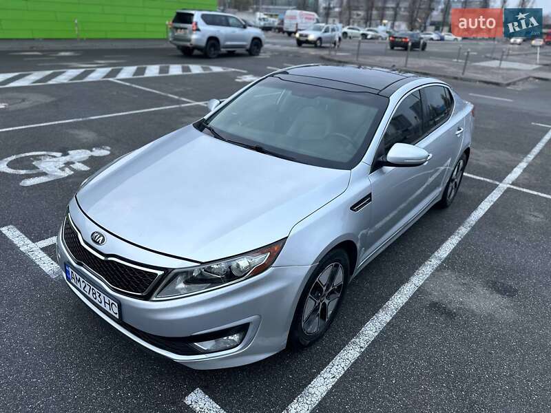 Седан Kia Optima 2012 в Полтаві