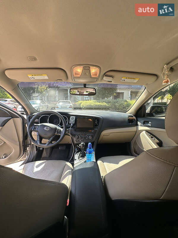 Седан Kia Optima 2012 в Одесі