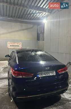 Седан Kia Optima 2017 в Герце