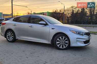 Седан Kia Optima 2016 в Черкассах