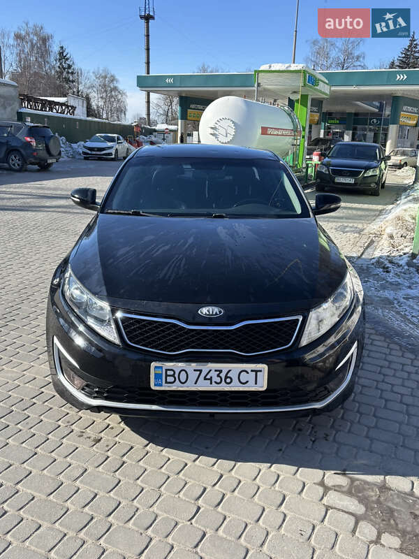 Седан Kia Optima 2012 в Тернополе