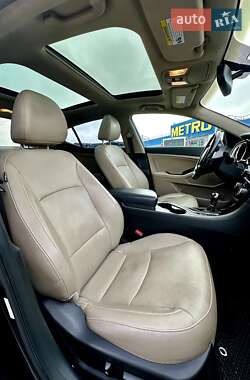 Седан Kia Optima 2015 в Киеве