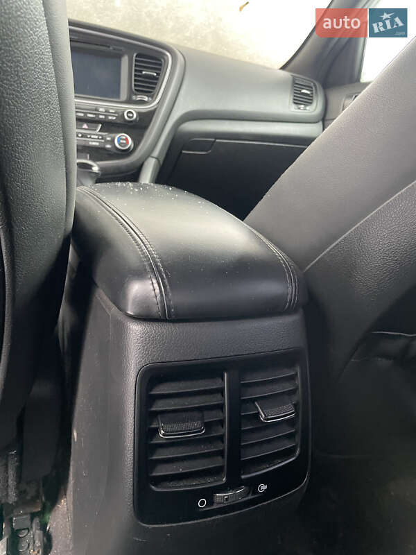 Седан Kia Optima 2014 в Сумах