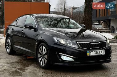 Седан Kia Optima 2013 в Черновцах