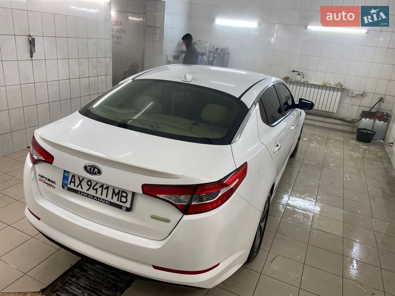 Седан Kia Optima 2011 в Харькове