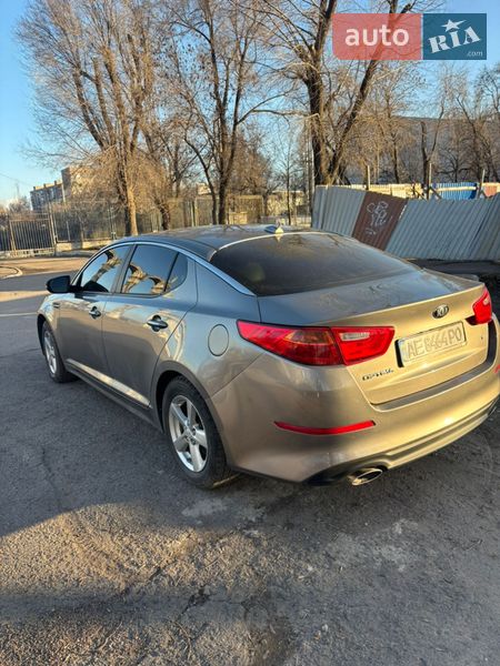 Седан Kia Optima 2014 в Кам'янському