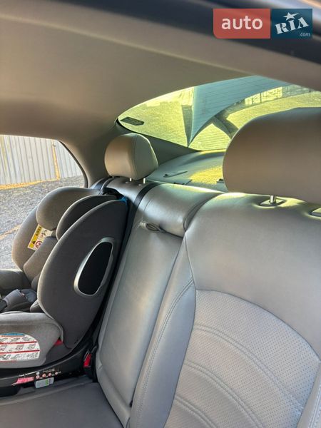 Седан Kia Optima 2014 в Кам'янському