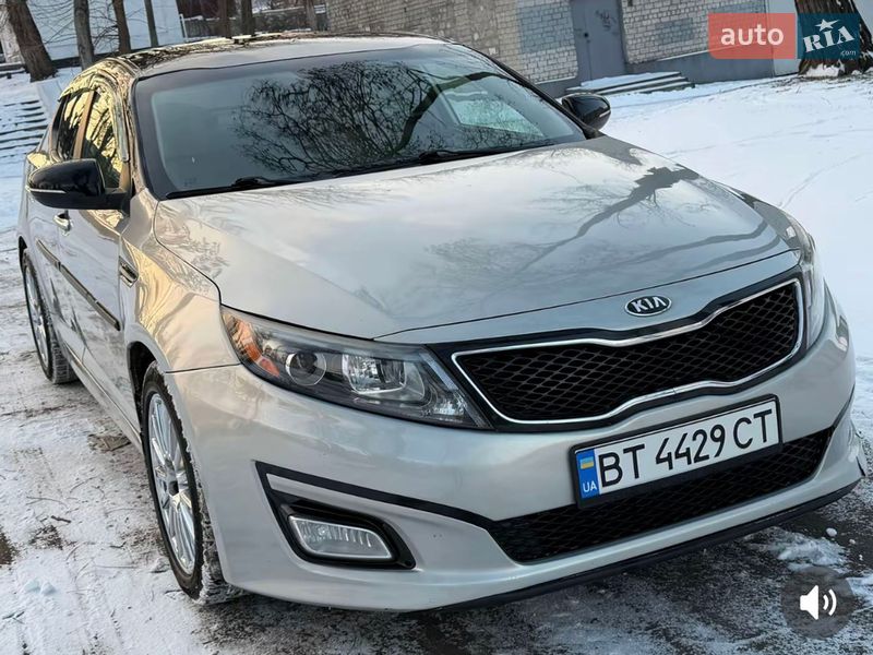 Седан Kia Optima 2014 в Полтаве