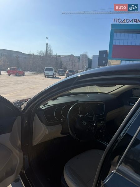 Седан Kia Optima 2014 в Тернополі