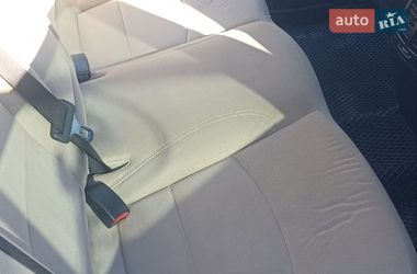 Седан Kia Optima 2013 в Львове